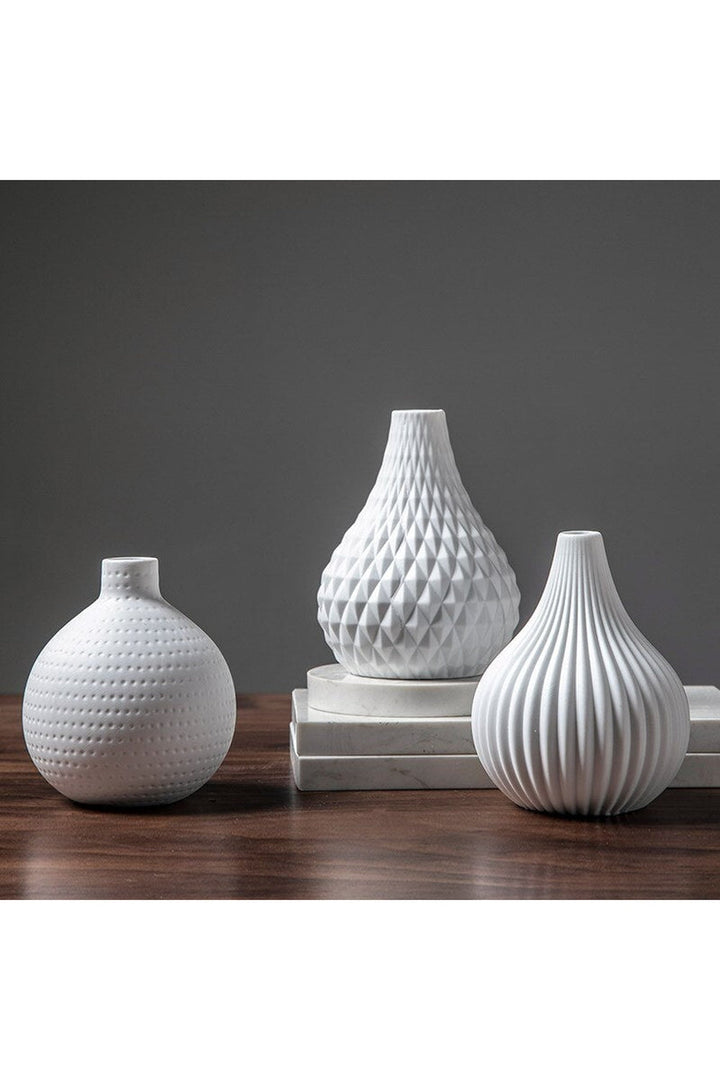 Lisslune | white matte vases