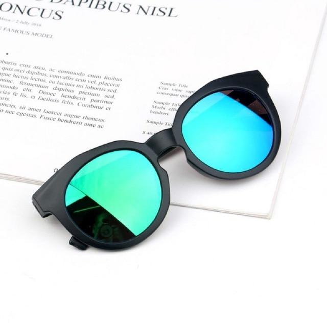 Lisslune | Mirrored Kids' Sunglasses with UV Protection (3 to 7 Years)
