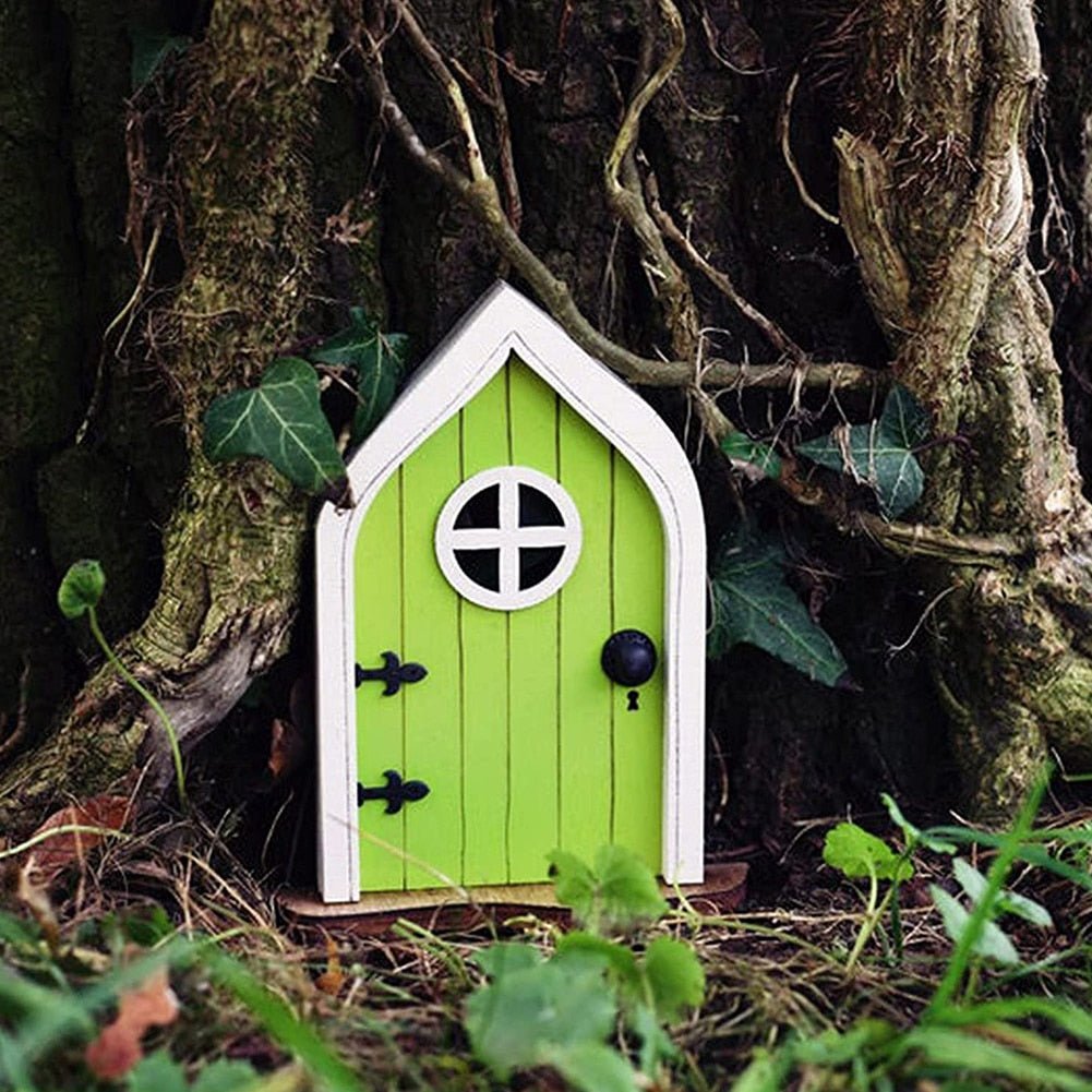 Lisslune | Miniature Elf Fairy & Gnome Door Garden Tree Decoration