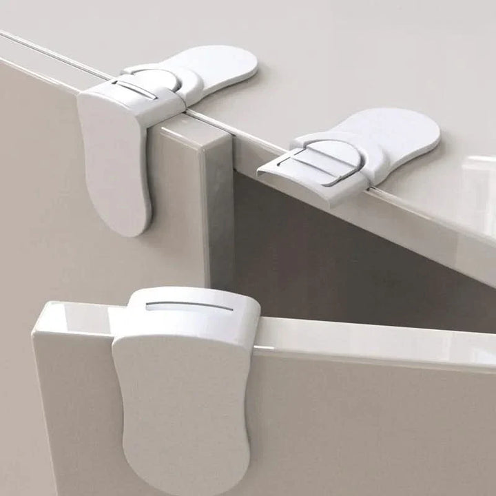 Lisslune | DrawLock – safety lock made of plastic