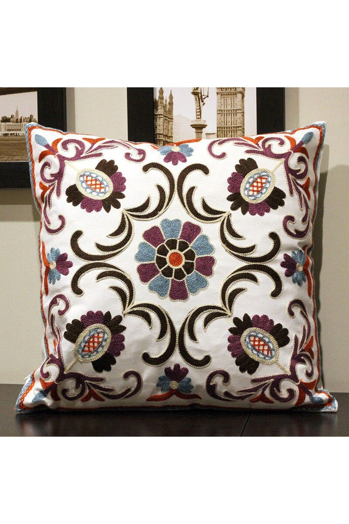 Lisslune | Flower Accent Cushion