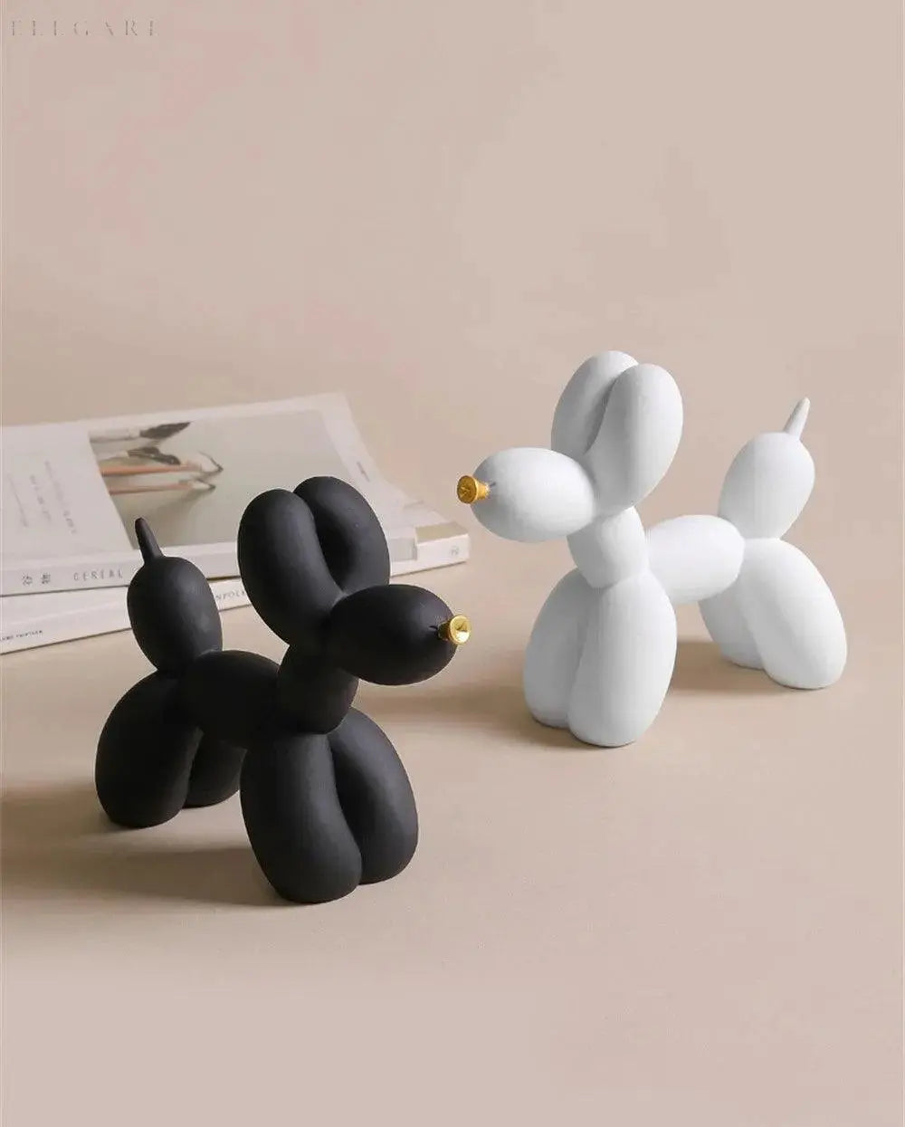 Lisslune | PuffGlow - Golden Snout Balloon Sculpture