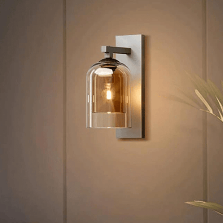 Lisslune | Champagne Wall Lamp