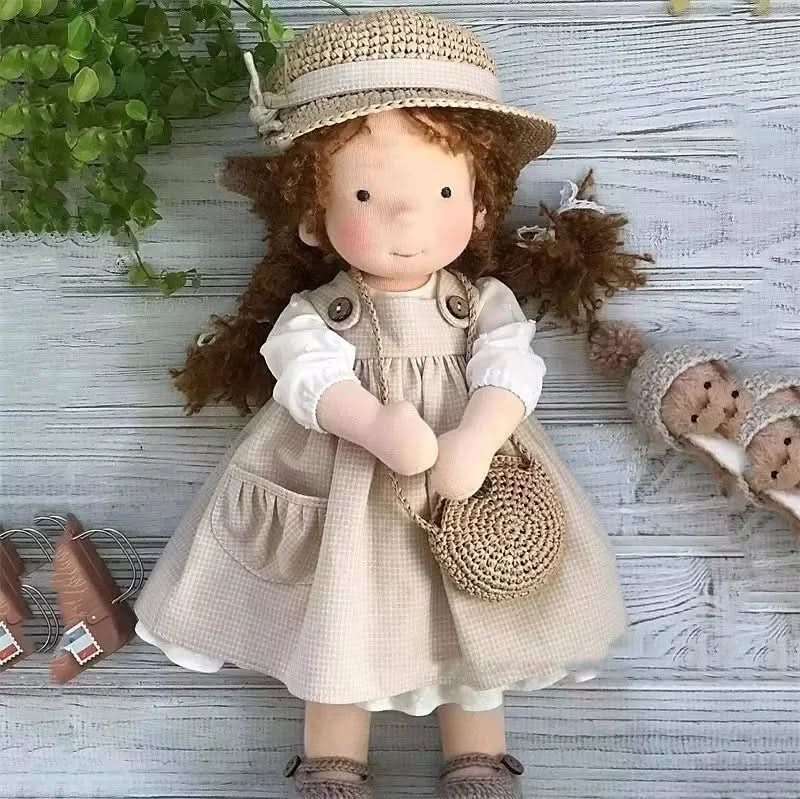 Lisslune | Handmade cotton Waldorf doll with accessories