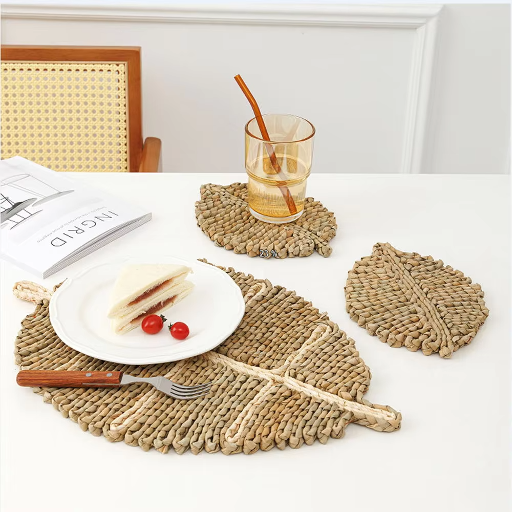 Lisslune | Hand-woven Leaf Table Mat