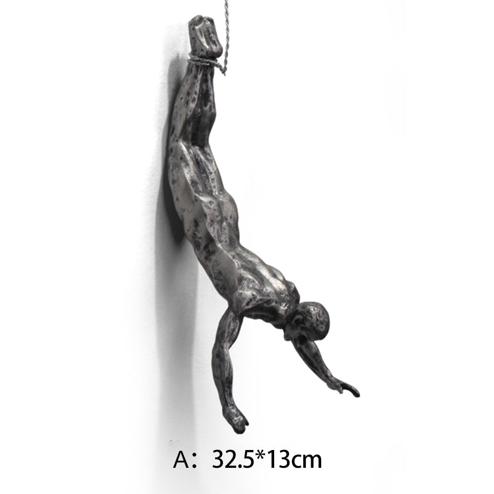 Lisslune | CraftedClimb Climbing Figures Wall Decoration – Inspiring Wall Art of Resin and Iron