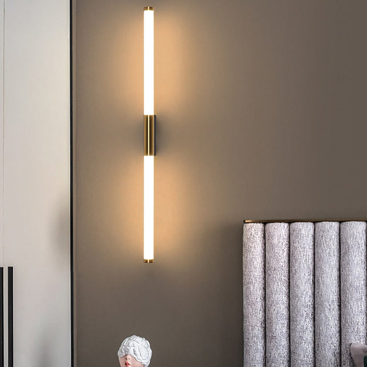 Lisslune | BarGleam – Minimalist Gold Wall Lamp with a Modern Twist