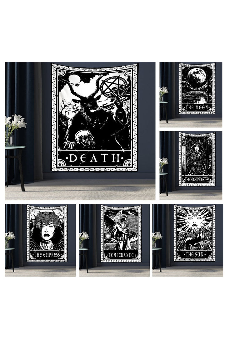 Lisslune | Grim Tarot Tapestry