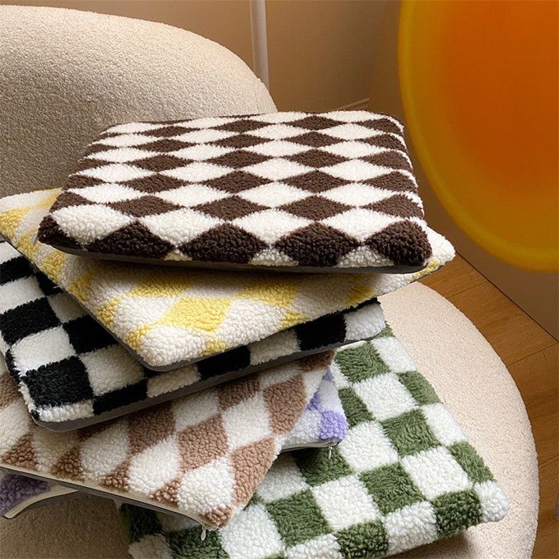 Lisslune | PlaidComfort - Classic Checked Pillow