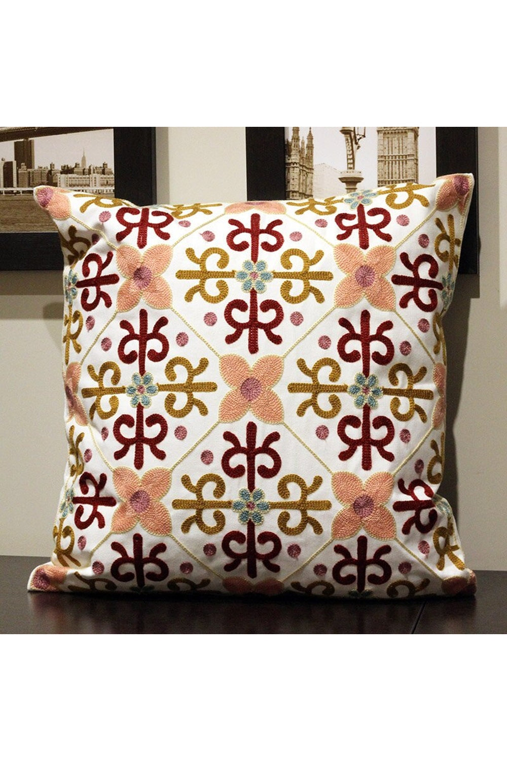 Lisslune | Flower Accent Cushion