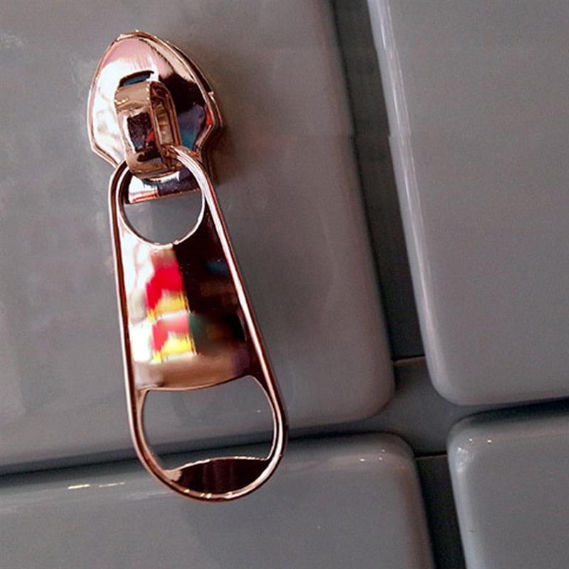 Lisslune | Magnetic Zipper Bottle Opener