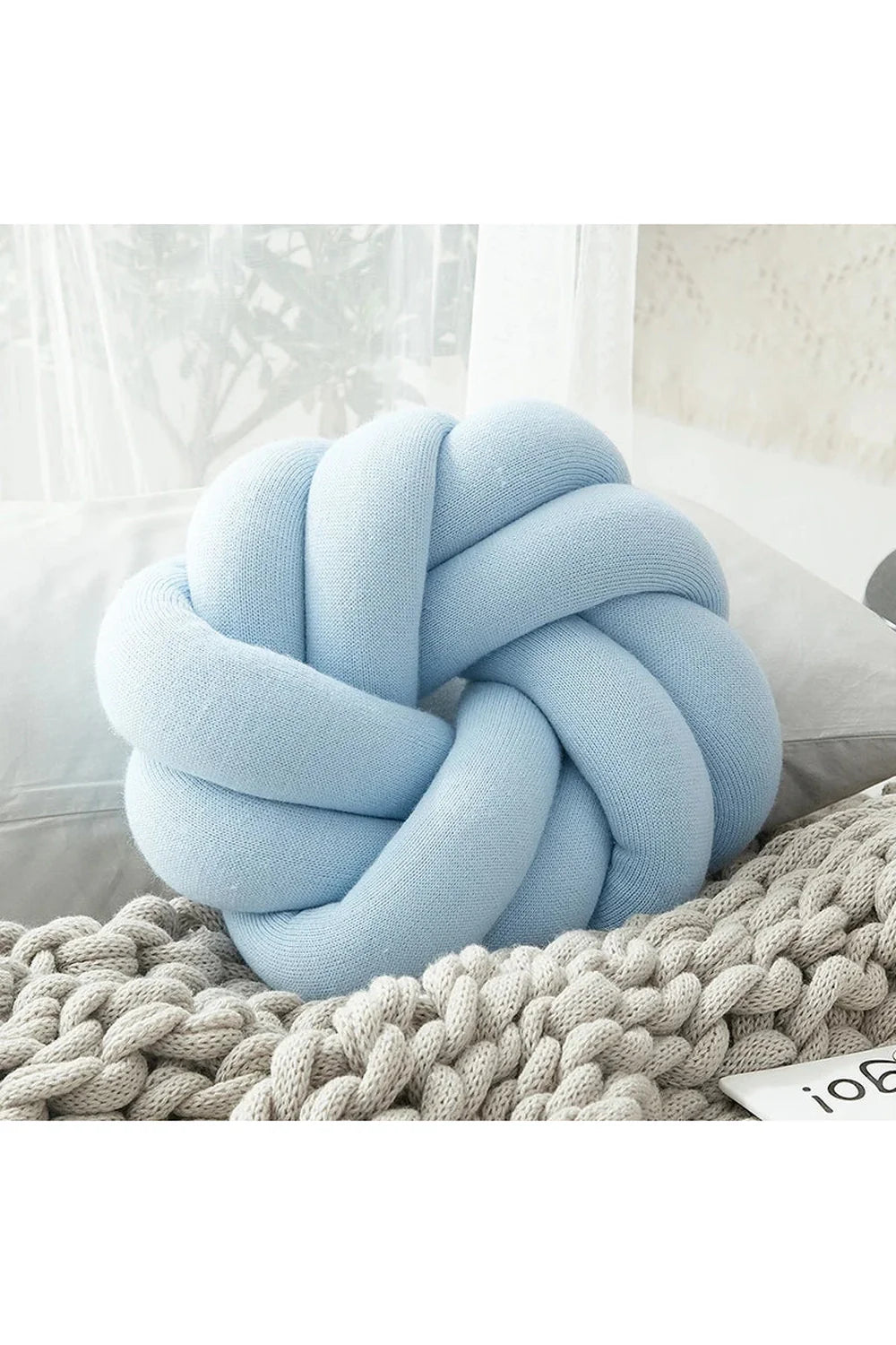 Lisslune | Knot lumbar pillow