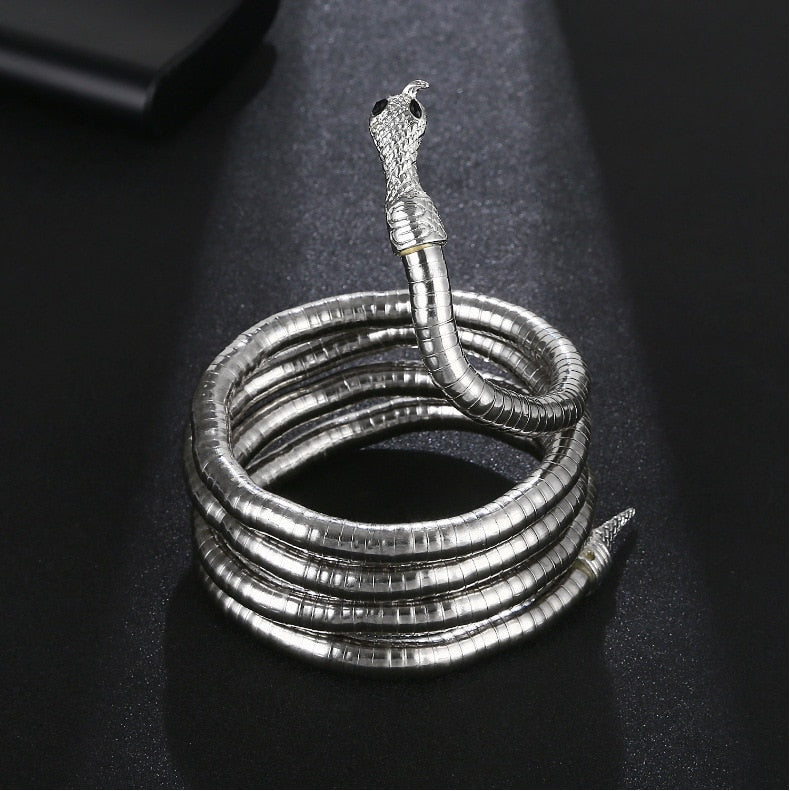 Lisslune | Snake chain - versatile and trendy accessory