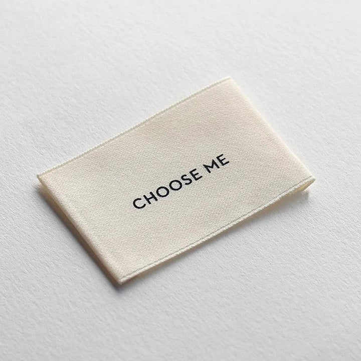 Lisslune | Premium custom woven brand labels for fashion apparel