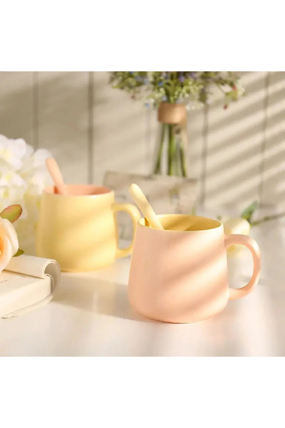 Lisslune | with lid and spoon