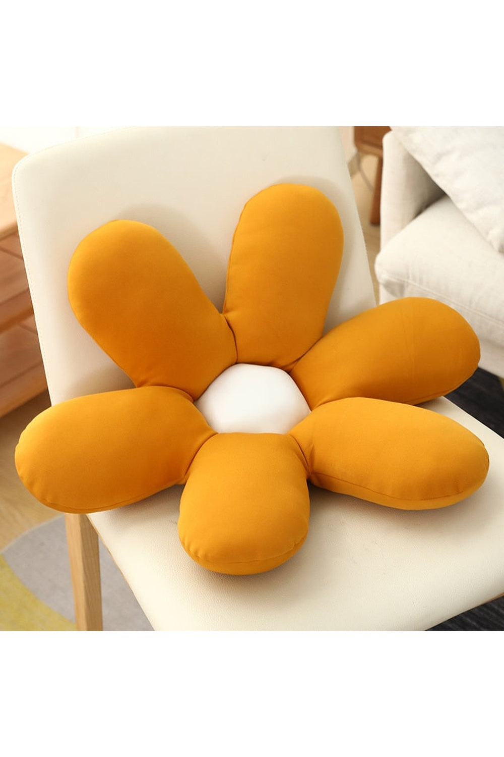 Lisslune | White Daisy Flower Cushion