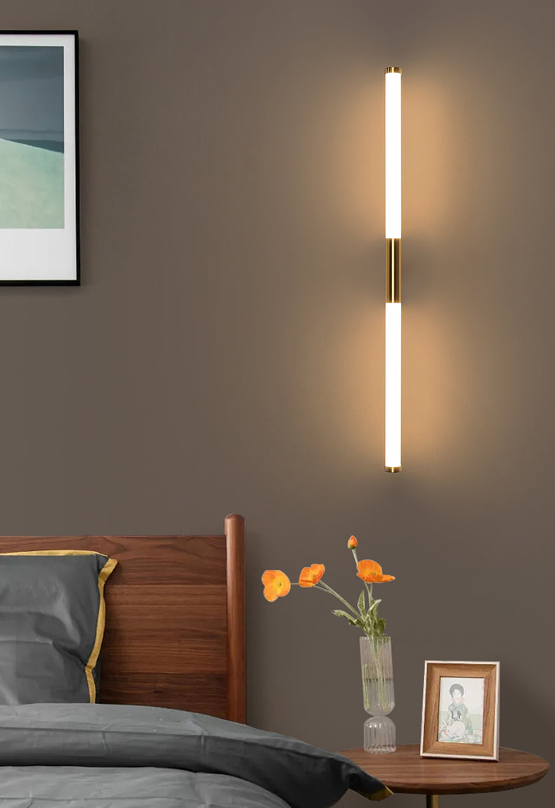 Lisslune | BarGleam – Minimalist Gold Wall Lamp with a Modern Twist