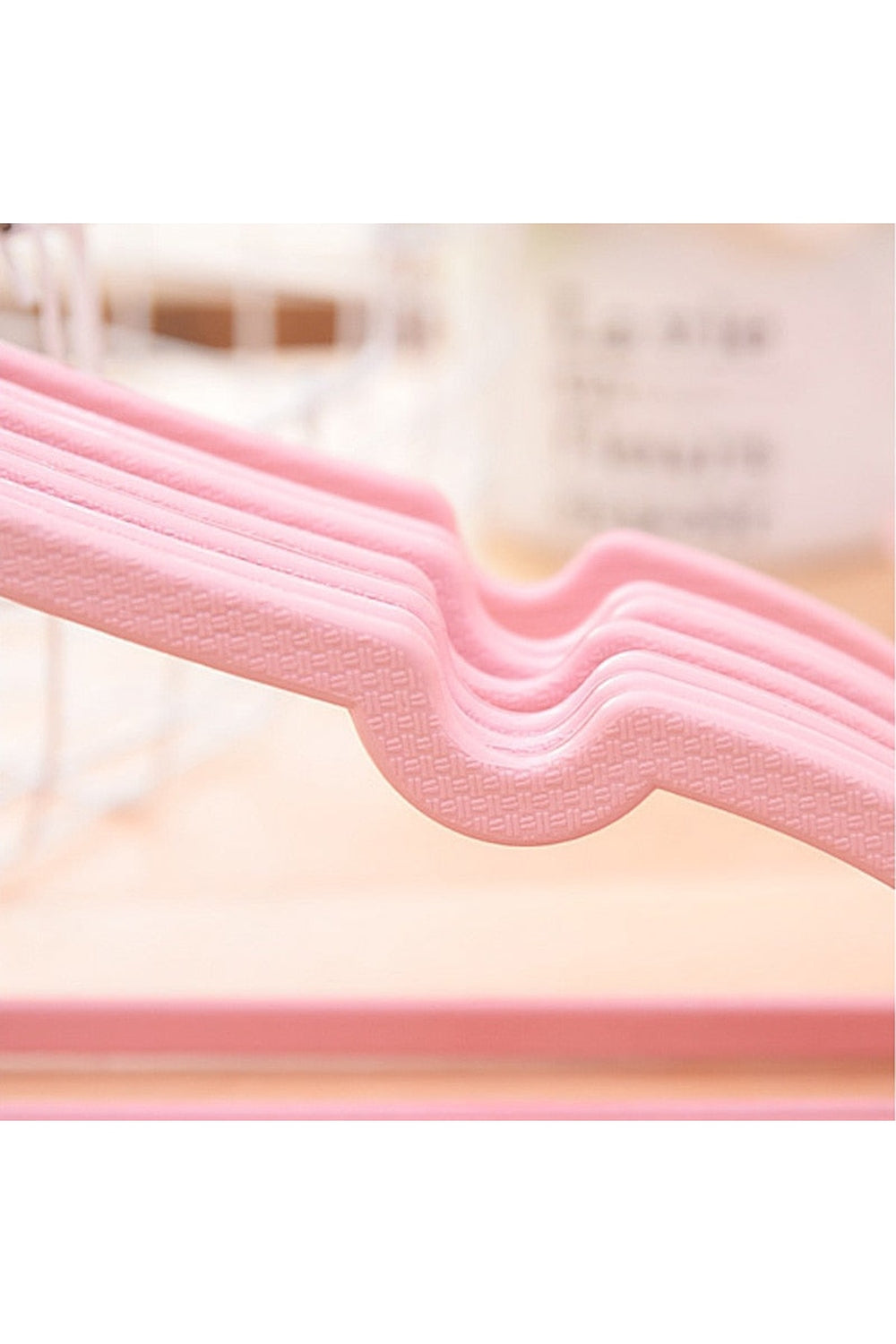 Lisslune | Pink Bow Hanger