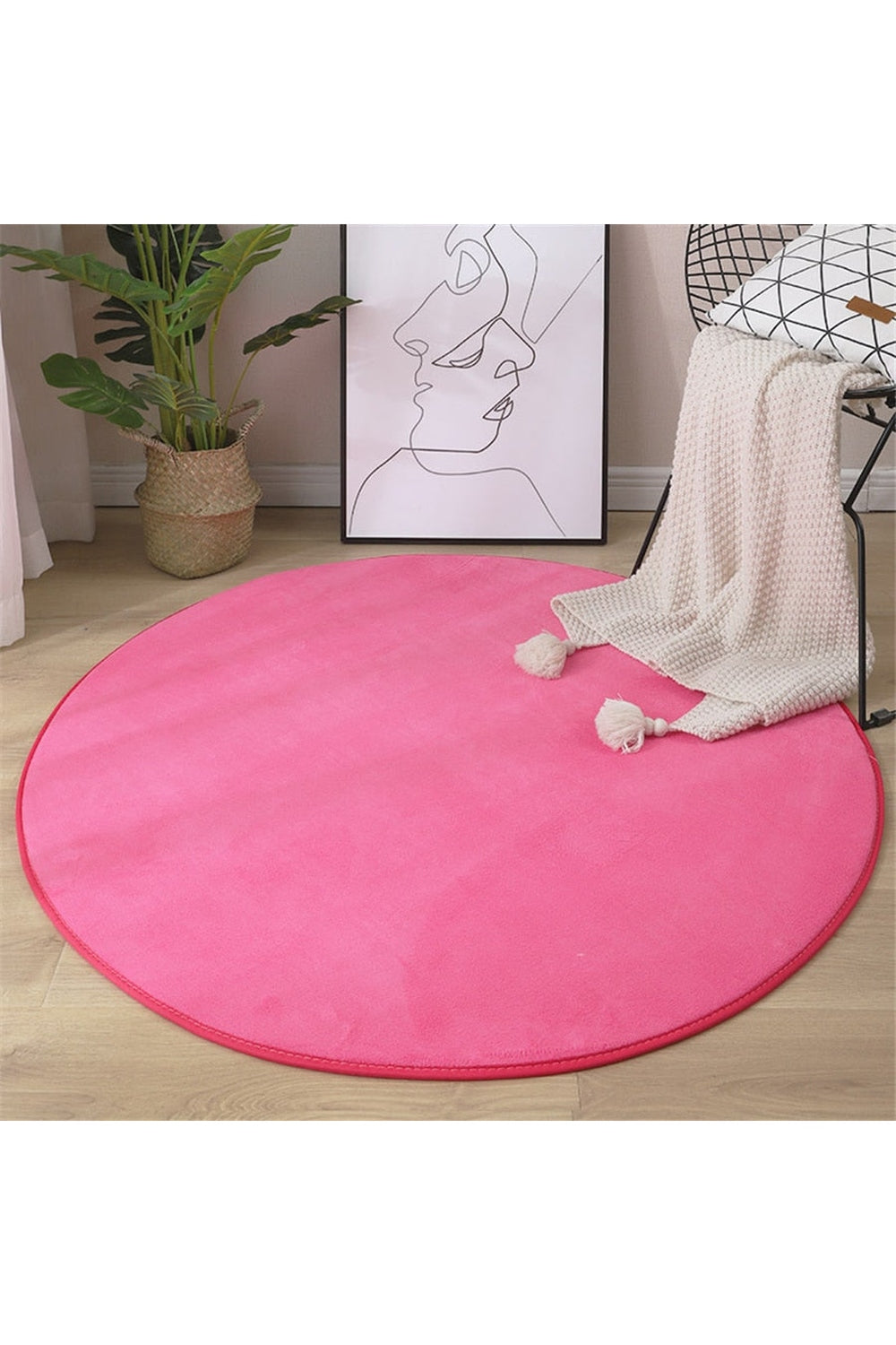 Lisslune | round rug with coral pattern