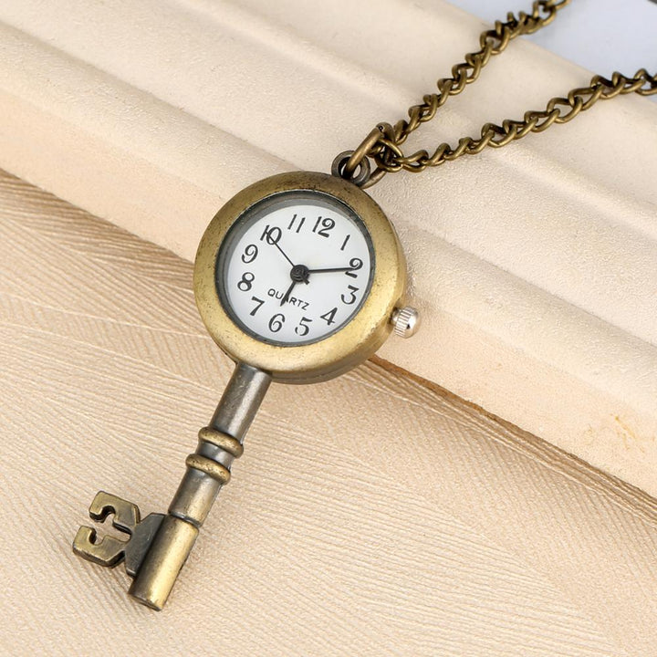 Lisslune | Antique Classic Sewing Machine Watch
