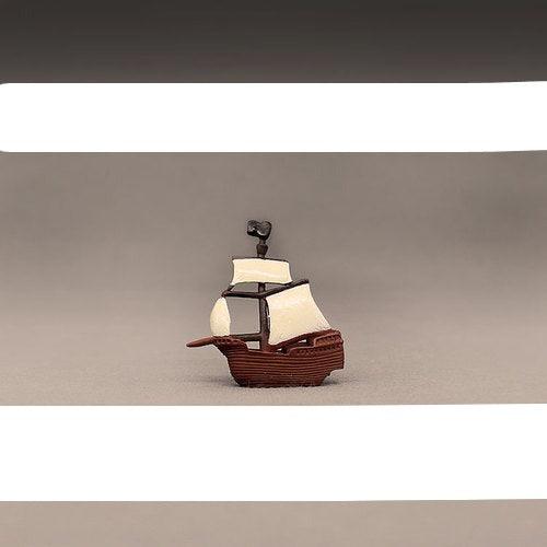 Lisslune | Nautical Charm: Exquisite Handcrafted Sailboat Sculpture