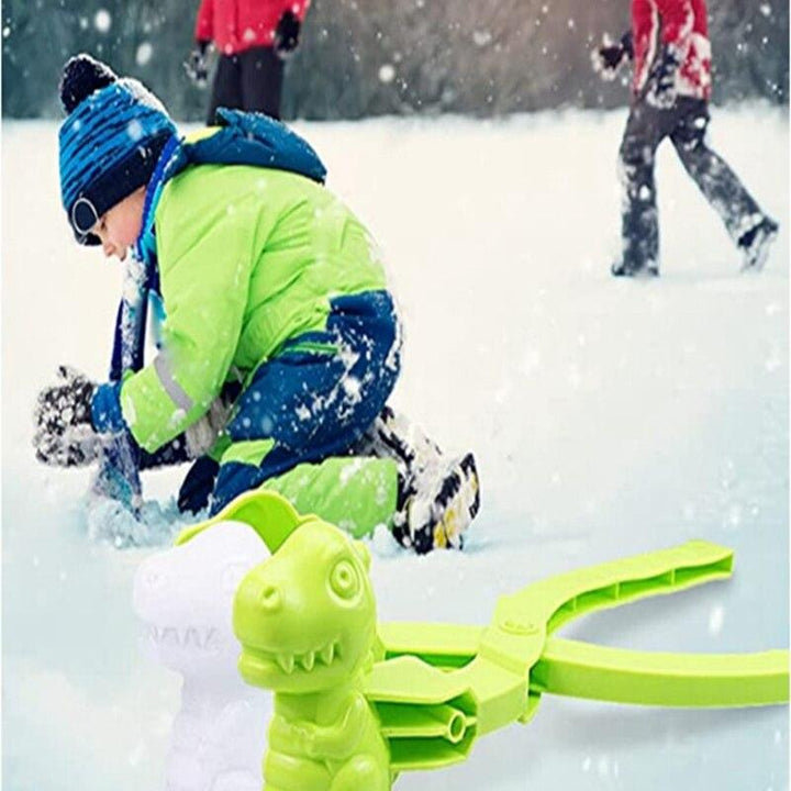 Lisslune | Snow dinosaur shape