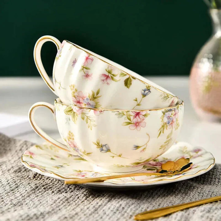 Lisslune | Elegant Bone China Porcelain Coffee Cup - Luxurious and Unique Design