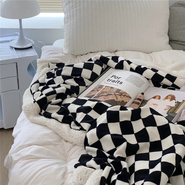 Rynx | Retro-Checkerboard-Plush-Throw-Blanket for Sofa, Chair, Nap, Double, Soft, Warm, Polar Fleece Blankets, Plaid Plush Bedspread