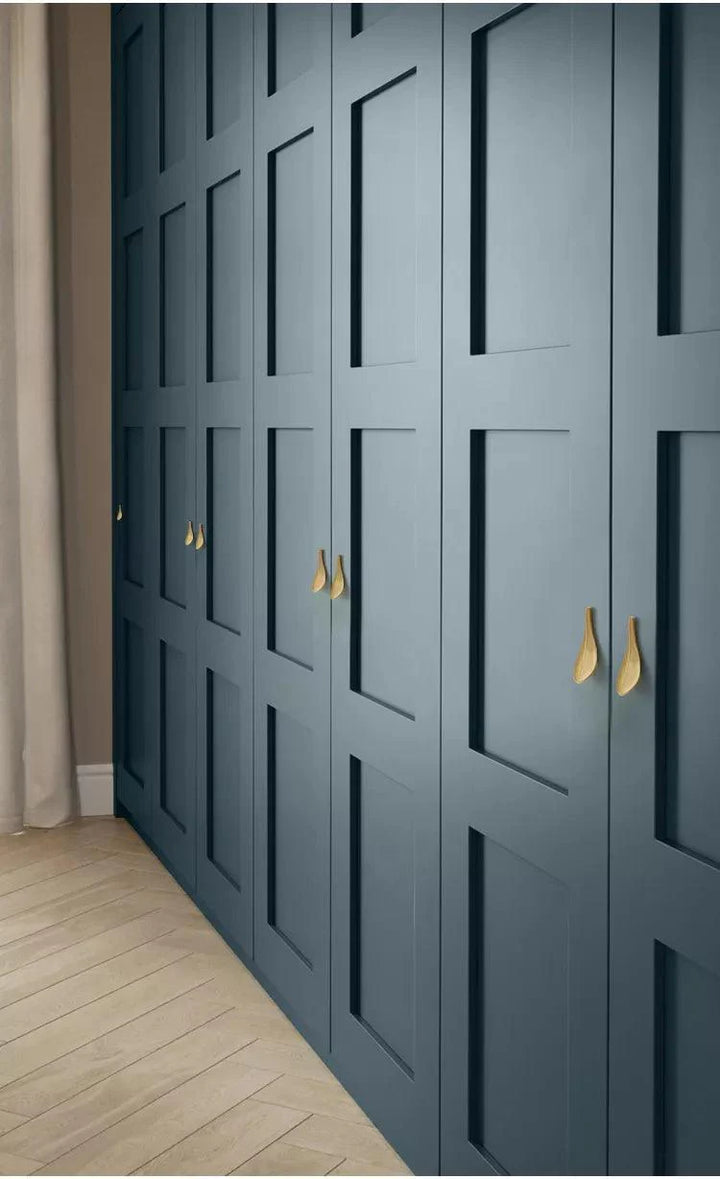 Lisslune | Nordic Elegance Solid Brass Gold Leaf Cabinet Handle - Enhance the Aesthetics of Your Home