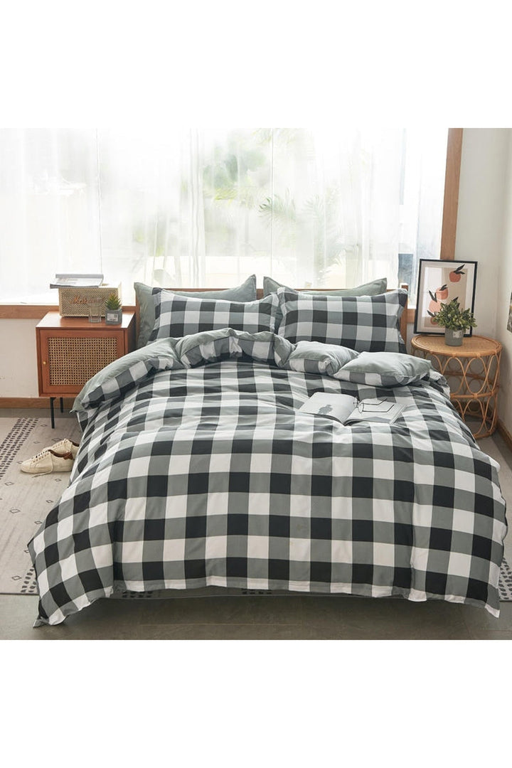 Lisslune | Girl Themed Bedding Set