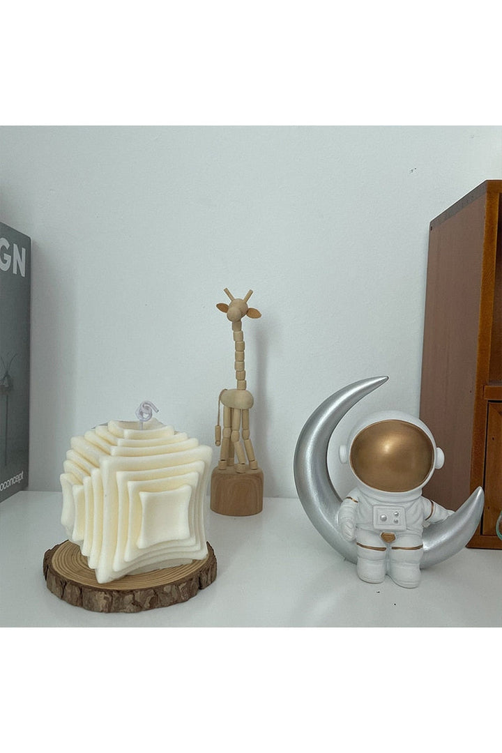 Lisslune | geometric wax candle