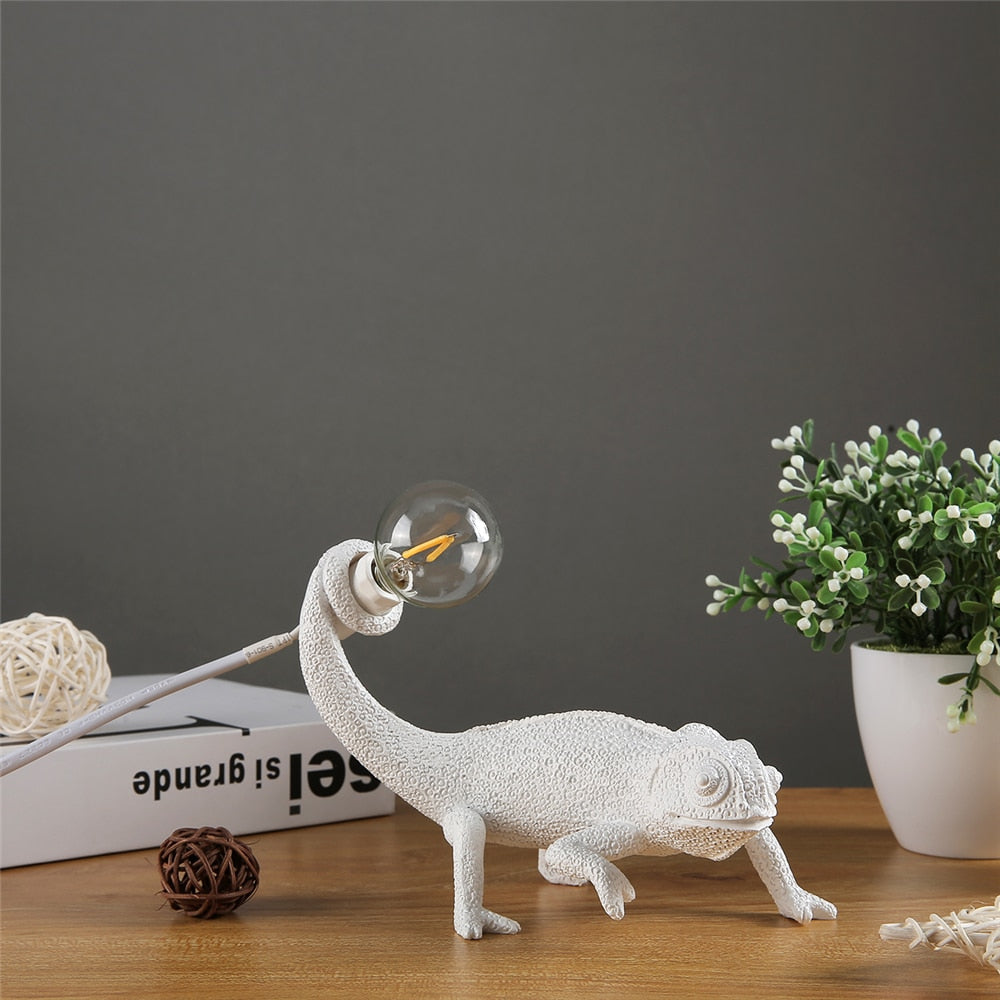 Lisslune | GlowLizard - Resin Lizard Table Lamp