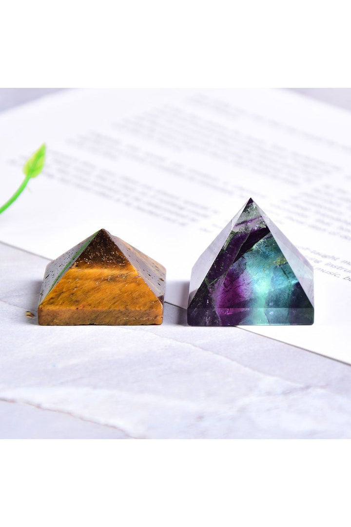 Lisslune | Healing Crystal Pyramid