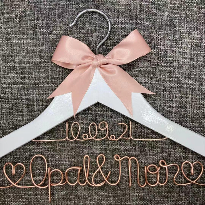 Lisslune | Custom Engraved Wooden Hanger for Bridesmaids - Unforgettable Keepsake for Bridesmaids