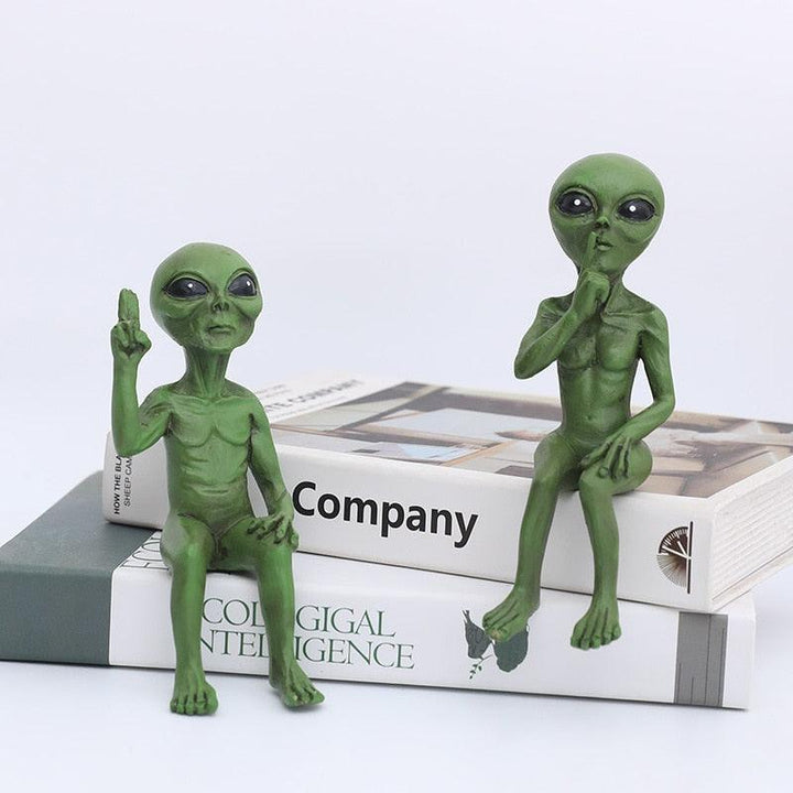 Lisslune | Extraterrestrial Joy: Fantastic Alien Figures Garden Set