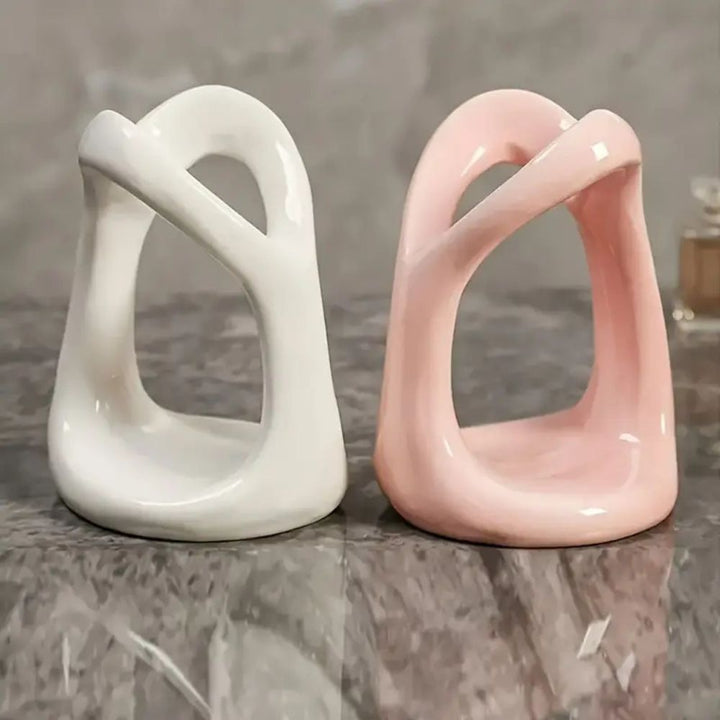 Lisslune | Heart-Shaped Ceramic Toothbrush Holder