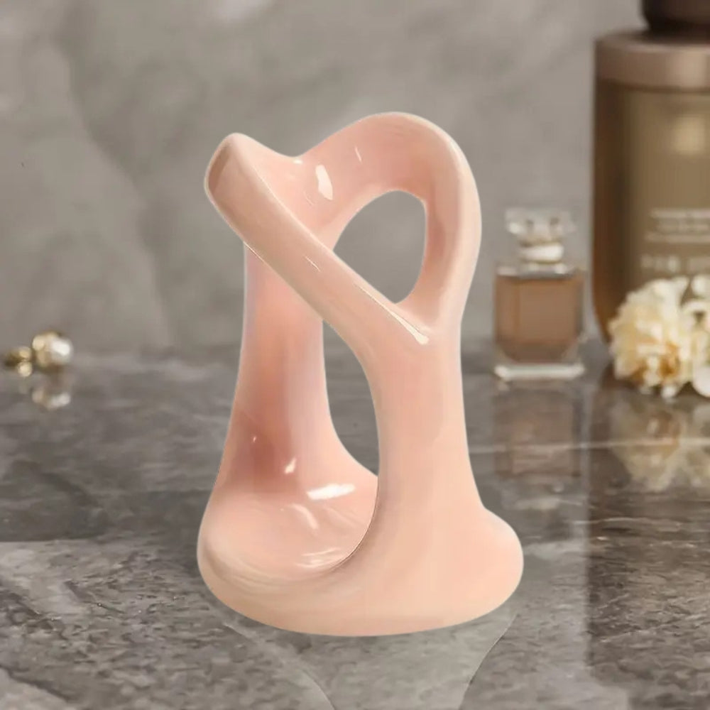 Lisslune | Heart-Shaped Ceramic Toothbrush Holder