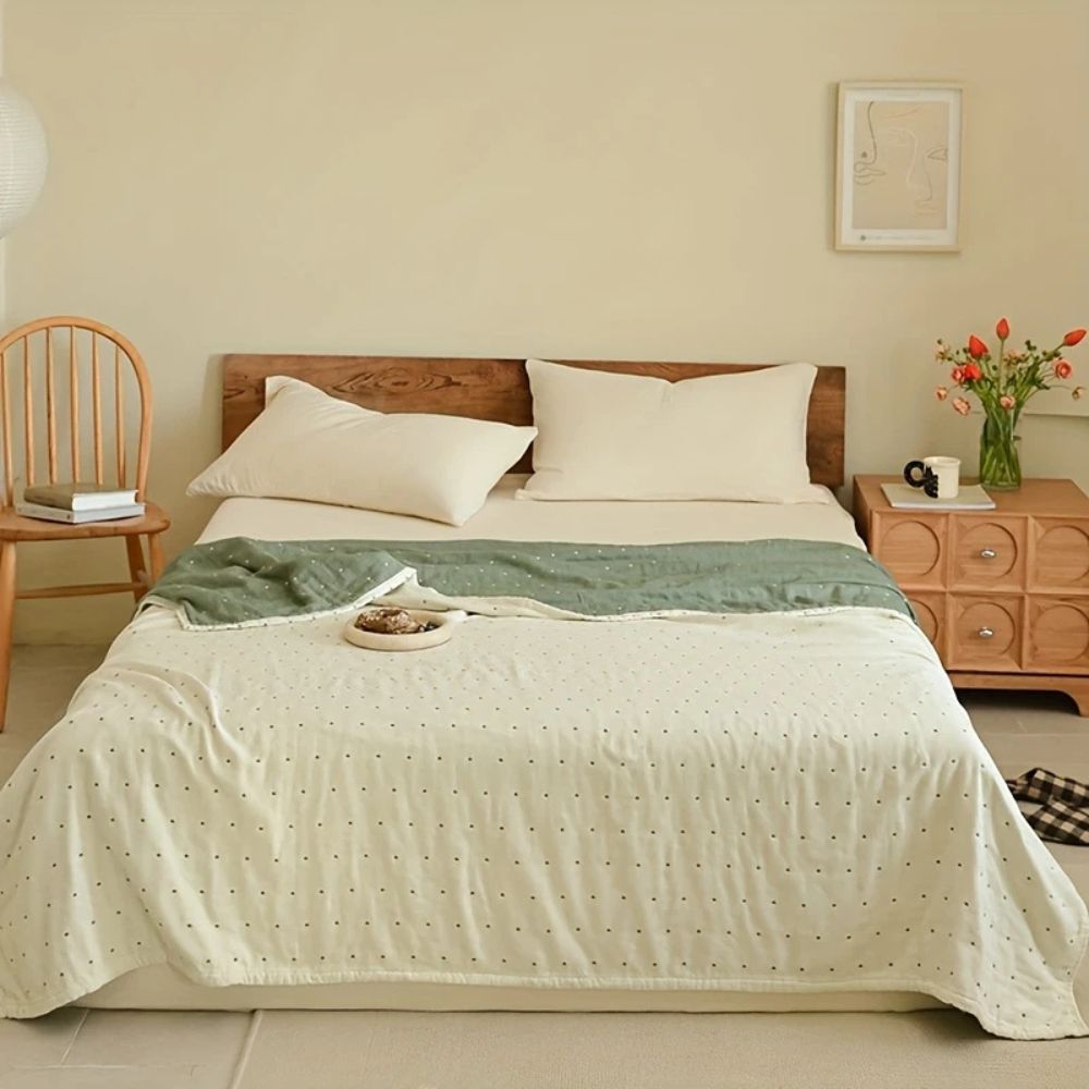 Lisslune | Heart Stitched Double-Spliced Cotton Gauze Blanket