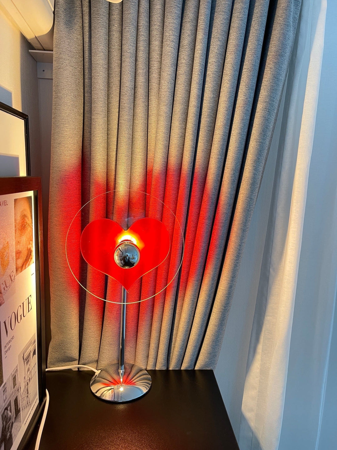 Lisslune | LoveGlow – Elegant Table Lamp with Rechargeable LED