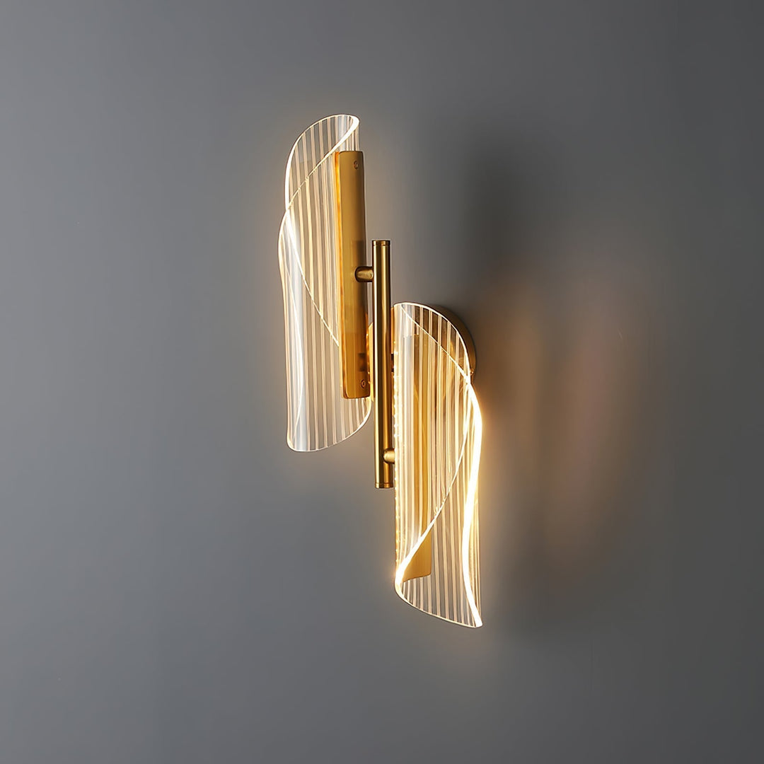 Lisslune | CrystalAura – Sparkling Crystal Wall Light for Glamorous Touch