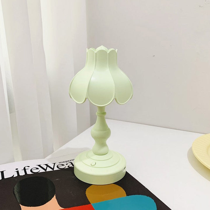 Lisslune | Retro Lotus Desktop Lamp