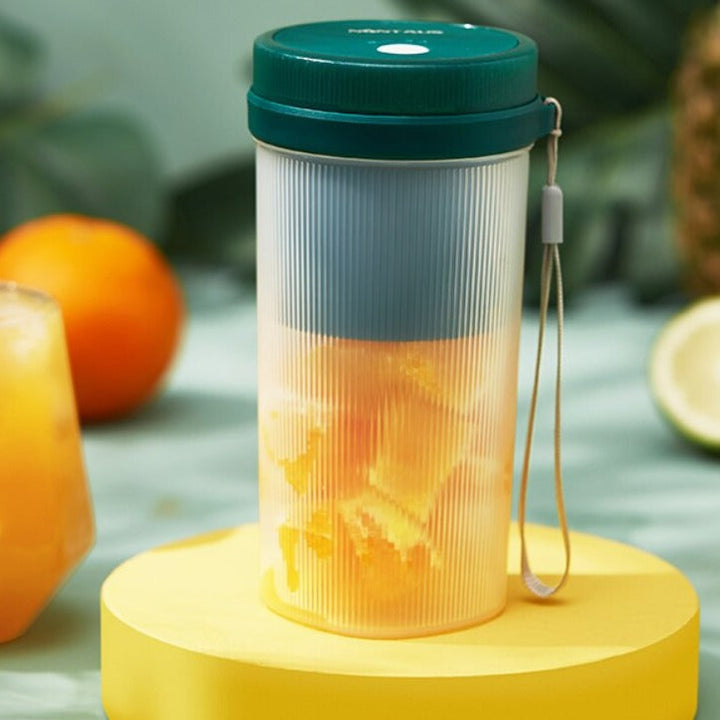Lisslune | Portable Shake it Up Portable Electric Blender