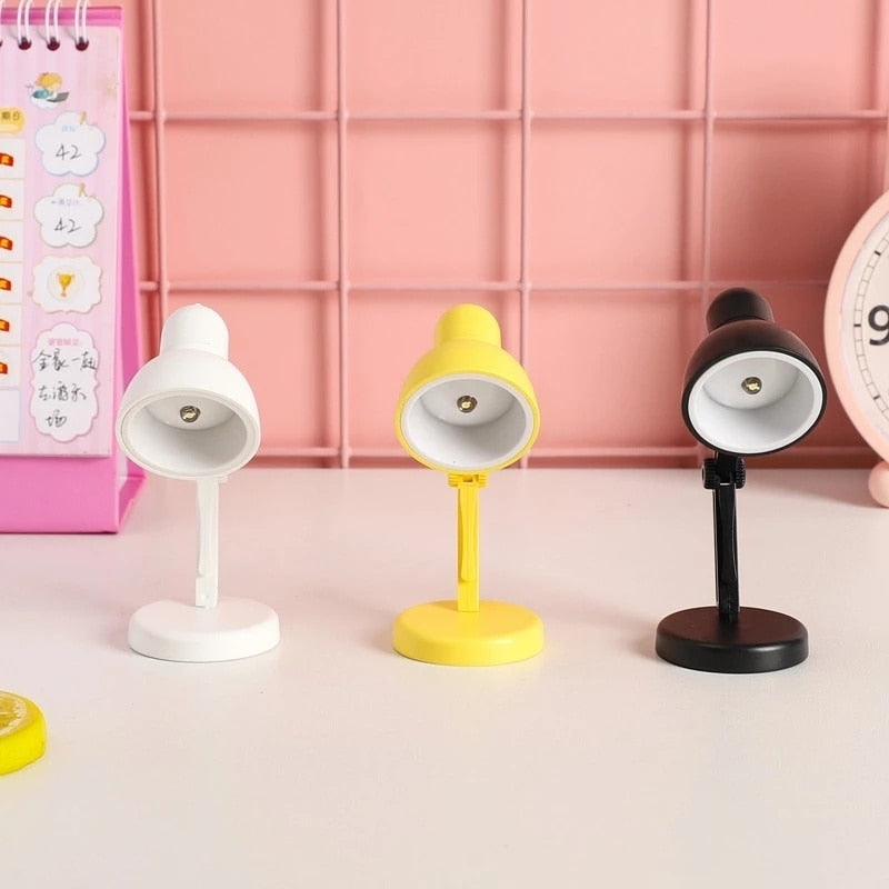 Lisslune | Mini Foldable Reading LED Night Lamp
