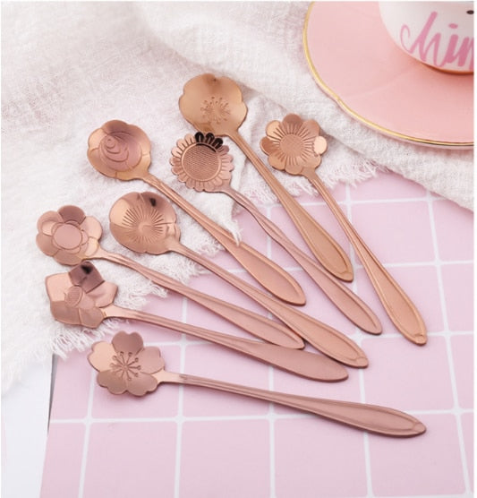 Lisslune | 8-piece stainless steel teaspoon set with flower design
