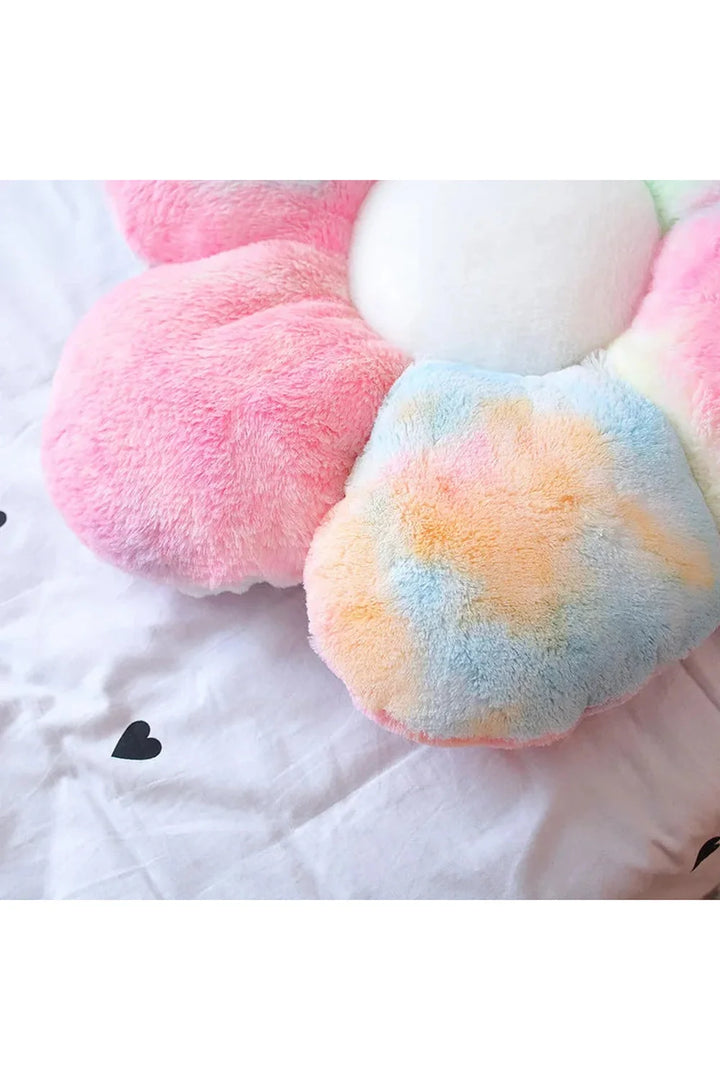 Lisslune | Daisy-shaped cushion