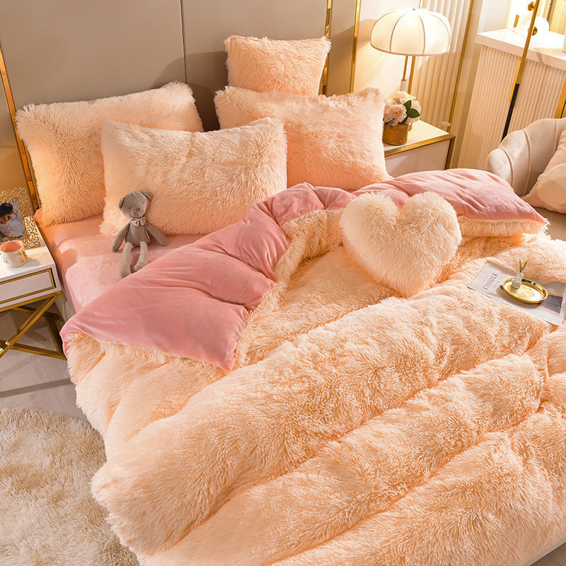 Lisslune | DreamWeave Luxe Bedding Set – Includes Free Heart-Shaped Pillow