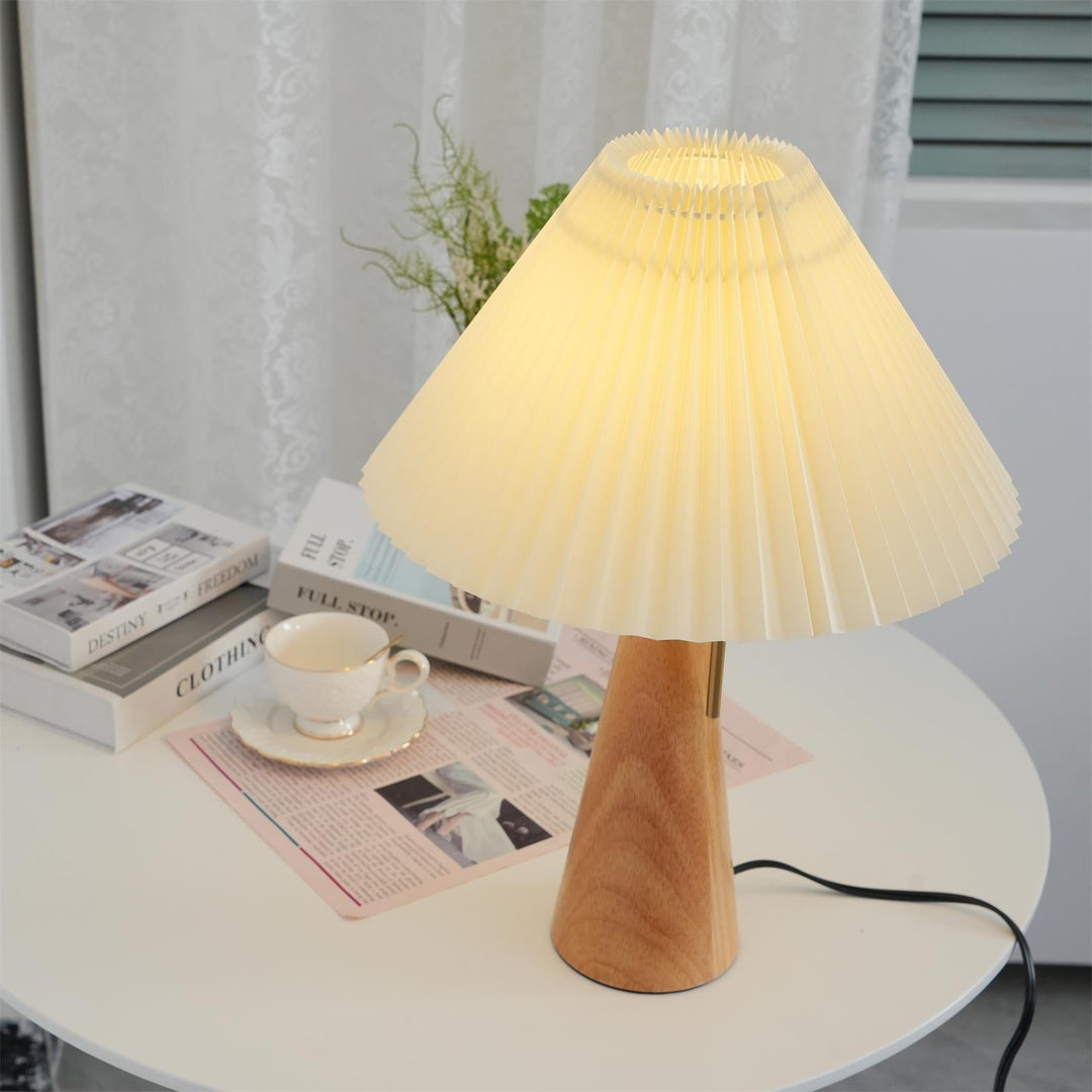 Lisslune | AntiqueRadiance – Elegant Wood and Metal Table Lamp