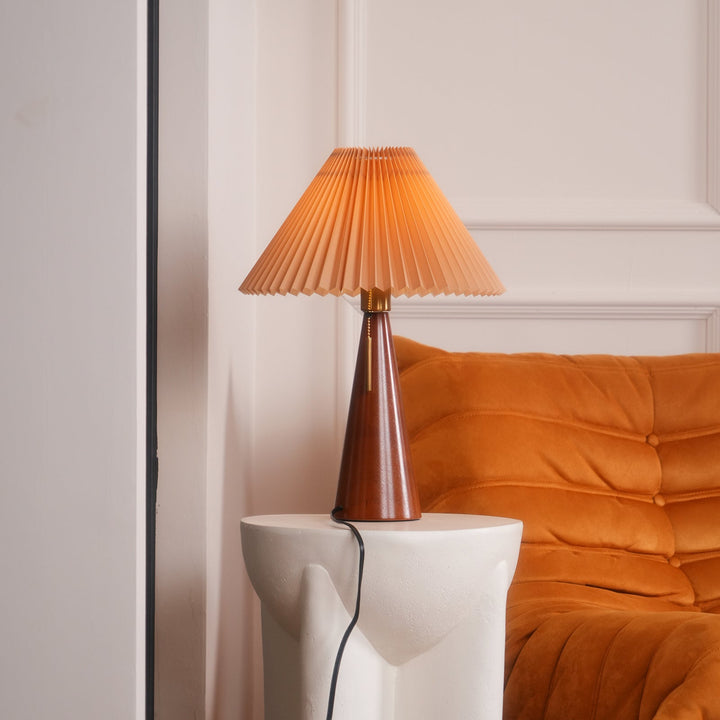 Lisslune | AntiqueRadiance – Elegant Wood and Metal Table Lamp