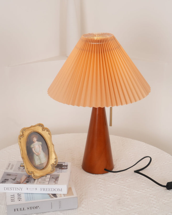 Lisslune | AntiqueRadiance – Elegant Wood and Metal Table Lamp