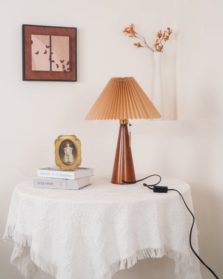 Lisslune | AntiqueRadiance – Elegant Wood and Metal Table Lamp